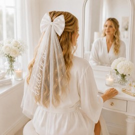 Bride to Be Veil with Pearl Hair Bow, White Tulle Veil with Hair Clip for Hen Party, Bridal Shower, Bachelorette Party, Engagement & Wedding