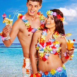 WILLBOND 120 Pcs Hawaiian Grass Skirt with Flower Costume Set Hawaiian Hula Skirts Hawaiian Leis Tropical Wristband Hawaiian Flower Hair Clips for Luau Party Favor Supply Summer Vacation Decoration