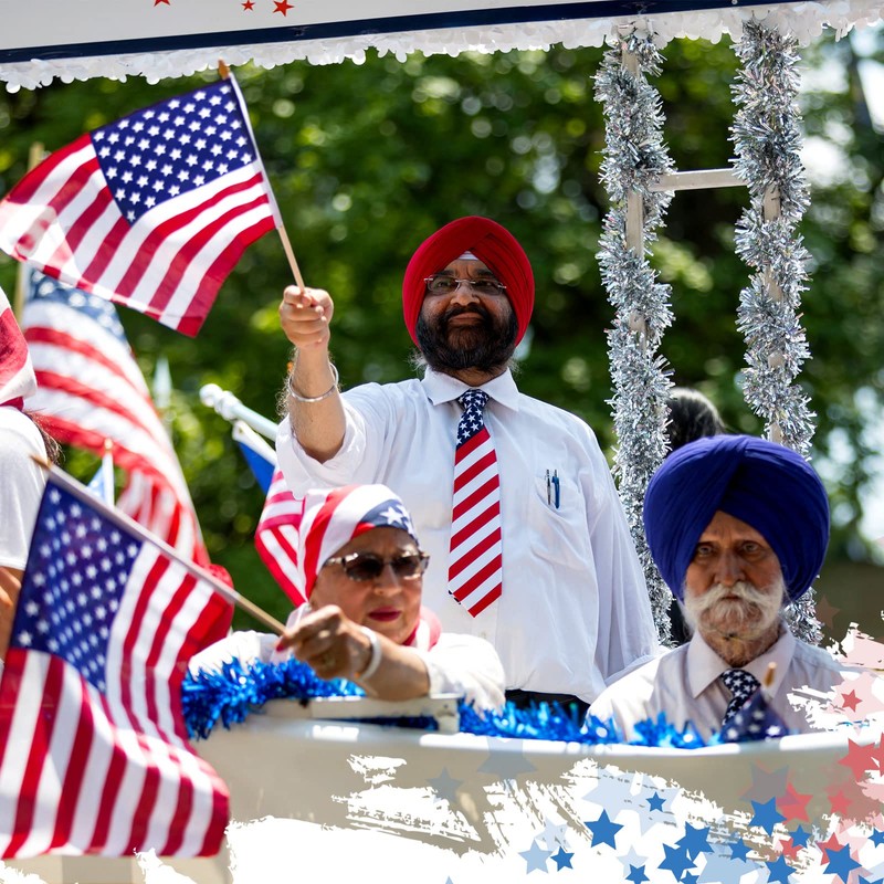 Shimeyao 450 Pcs Mini American Flags on Stick Bulk, 8x12