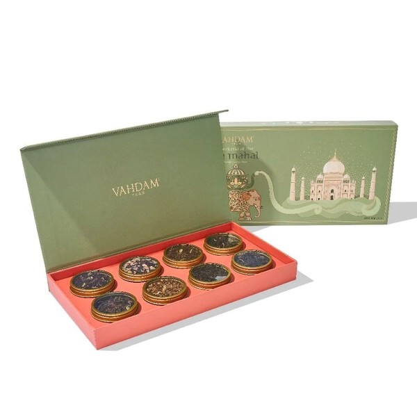 VAHDAM, Taj Mahal Weekend Gift Sets | Assortment of 8 Chai Teas, Black Teas and Herbal Teas in a Travel Edition Gift Box | Pure Ingredients | Luxury Gift For Any Occasion