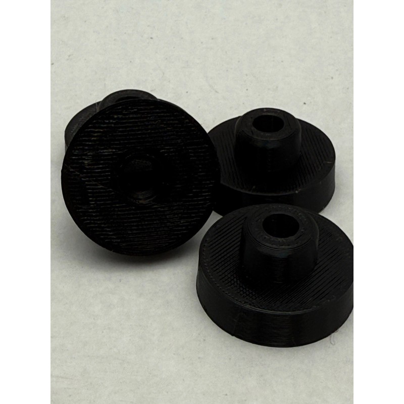 Underwood Replacement feet for the Underwood 6 model typewriter.