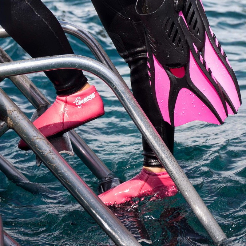 (X-Small, Rose Pink) - Seavenger Zephyr 3mm Neoprene Socks Wetsuit