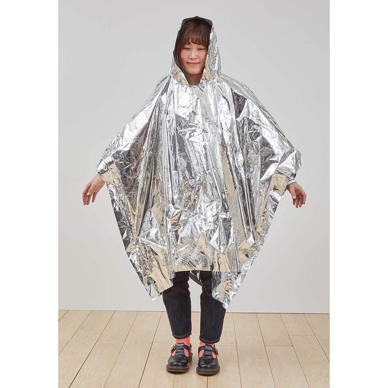 Lucky Ship [Disaster Prevention/Outdoor] Emergency Hot Poncho (Aluminum Blanket) -