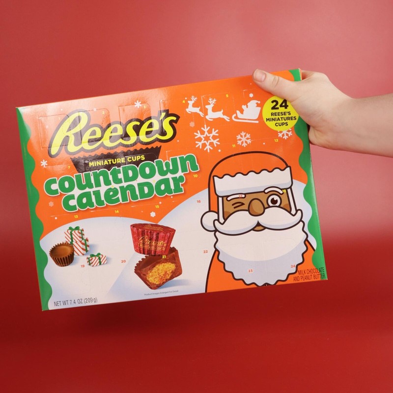 Galerie Reese's Peanut Butter Cup Advent Calendar 2024 with 24
