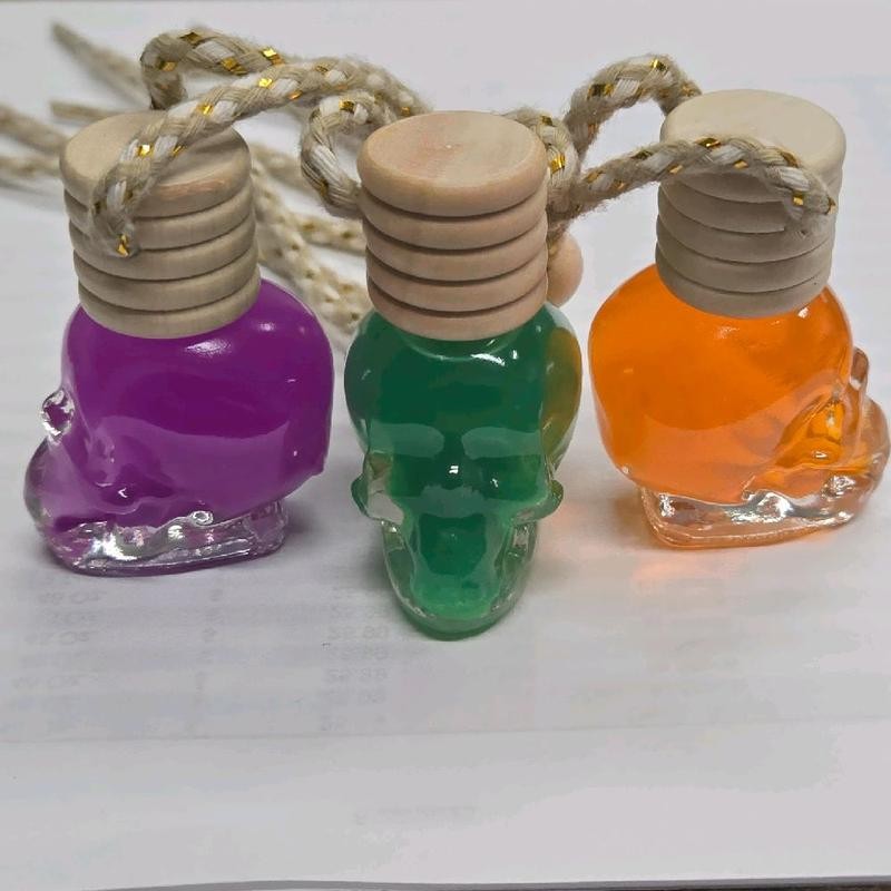 Highly Scented Air Freshners:_Leather & Lace