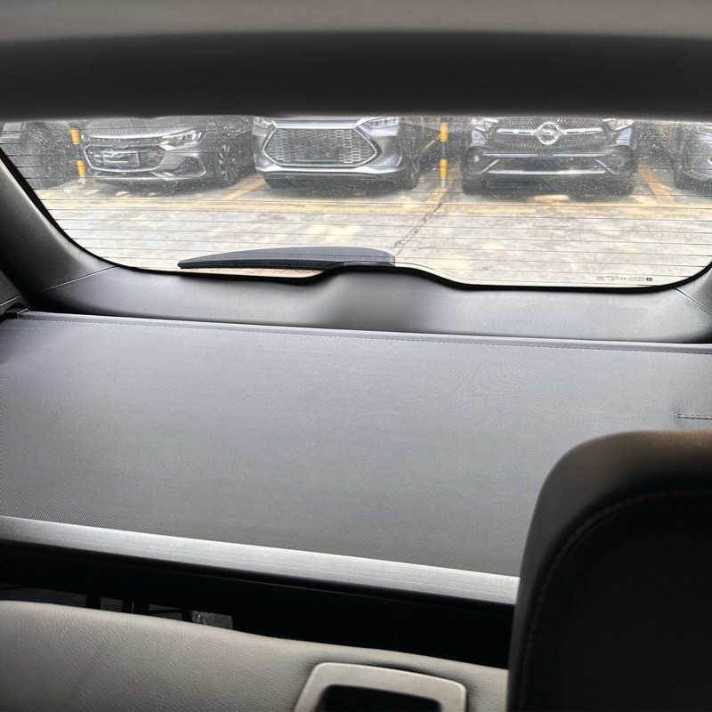 D-Lumina RAV-4 Retractable Cargo Cover - Compatible with Toyota RAV4
