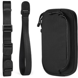 ALPAKA Bravo - Funda para pasaporte con bloqueo RFID, Negro, 4.3'' × 7.7'' × 1.6'' (11.0 × 19.5 × 4.0cm), Urbano