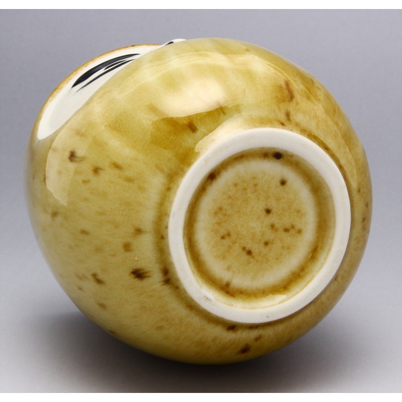 Mino Ware Feng Shui Daruma Sushi Tea Cup (Home Luck)