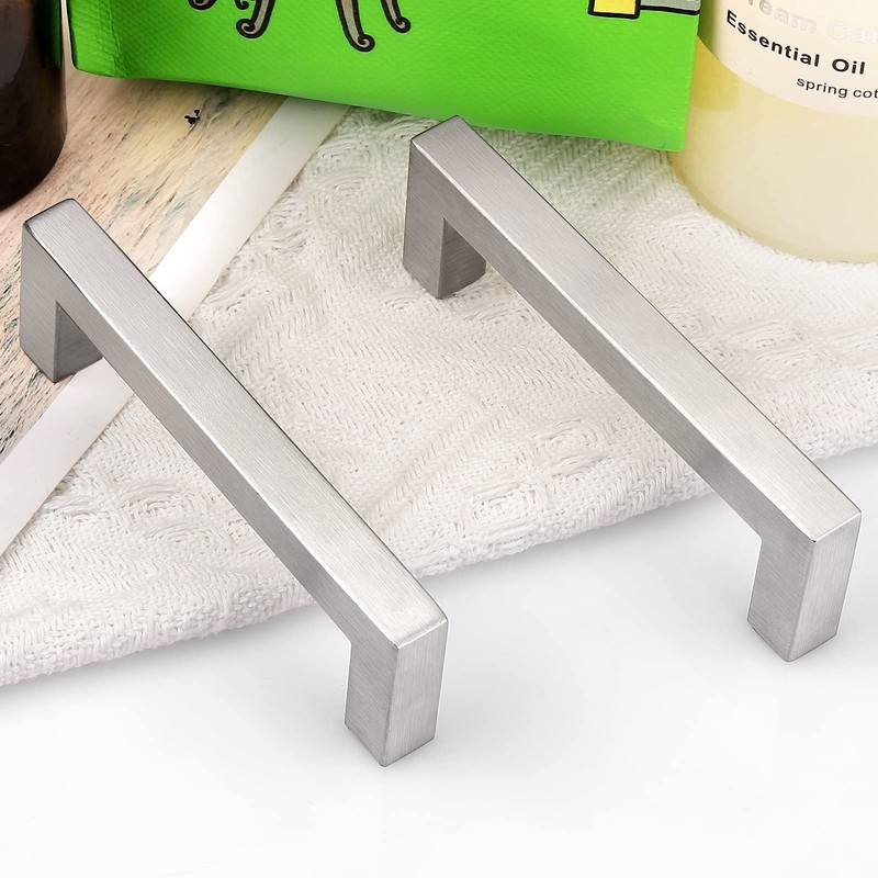 Probrico | 30 Pack Kitchen Cabinet Handles 4" (102mm) Holes