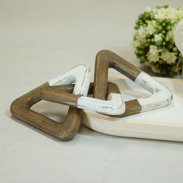 Decorative Wooden Triangle Chain Link, 9.5 x 9.5 inches, Brown