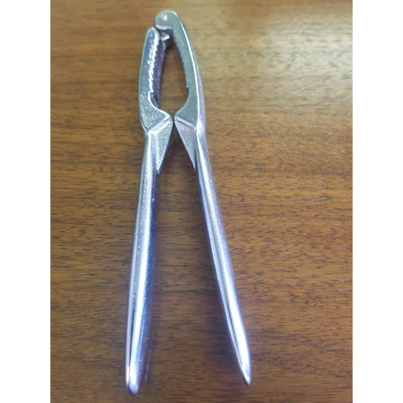 Royal (ONE) HEAVY DUTY ZINC ALLOY OYSTER/LOBSTER