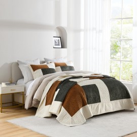 Grassix Velvet King Size Quilt Set - Summer King Size Comforter Set, Green Gold Bedspreads (106"x96") with 2 Pillow Shams for All Seasons, Lightweight Soft Patchwork Quilt Bedding Set