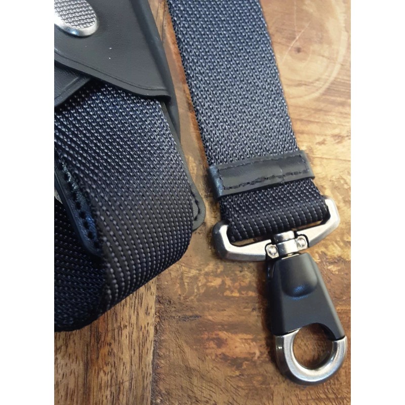 Tumi New Tumi Luggage Strap in Black Model 2023.