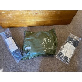 Military US Army Chemical Protective Suit Sealed Bag Medium gloves and boots