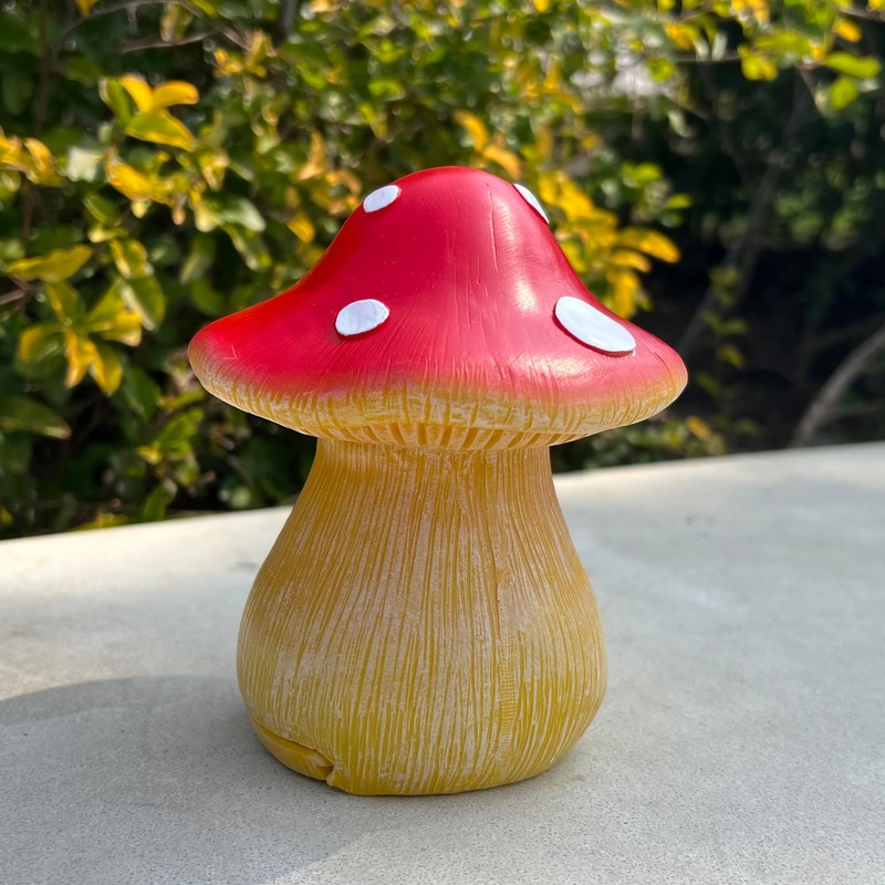 Red Mushroom Key Hider Box, Weatherproof Resin Spare Key Holder