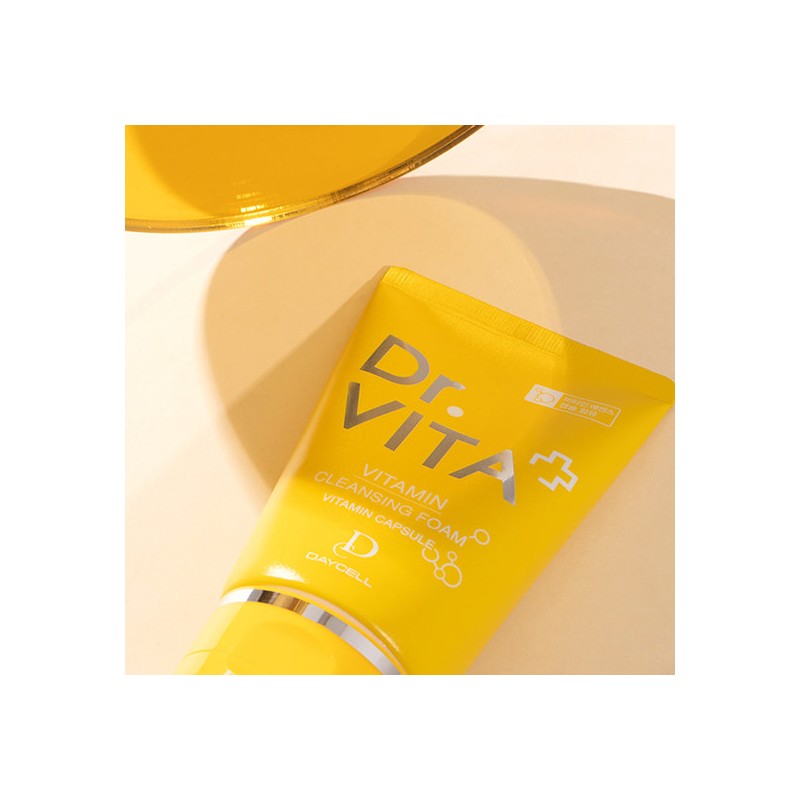 Daycell Dr. Vita Moisturizing Soothing Vitamin Capsule Foam Cleansing 100ml