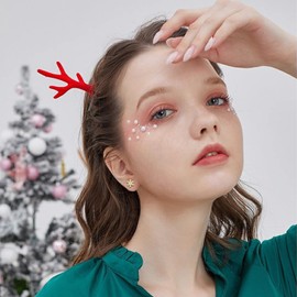 Christmas Snowflake Stud Earrings for Women Girls, Sparkling Gold Stud Earrings with Cubic Zirconia, Xmas Jewellery Gift for Christmas Birthday Her Mum Wife, with Gift Box