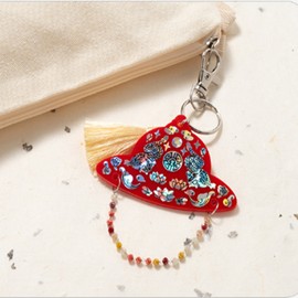 National Museum of Korea Goods Traditional Mother of Pearl Keyring Making Set Korean Traditional Souvenirs I agree to third-party provision for foreign gift delivery / 국립중앙박물관굿즈 전통 갓자개 키링만들기 세트 한국전통기념품 외국인 선물 배송을 위한 제3자 제공에 동의합니다