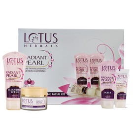 Lotus Herbals Radiant Pearl Facial Kit for Deep Cleaning with Pearl Extracts & Green Tea 170g (Multi Use)