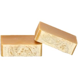 LIDKOR Peeling Seife mit Möhren und Honig 100g - Anti Akne & Porenreiniger - Gesicht und Körper - Hautpflege mit Olivenöl und Rizinusöl - Handgemachte Naturseife als Festes Duschgel - Vegan Handseife