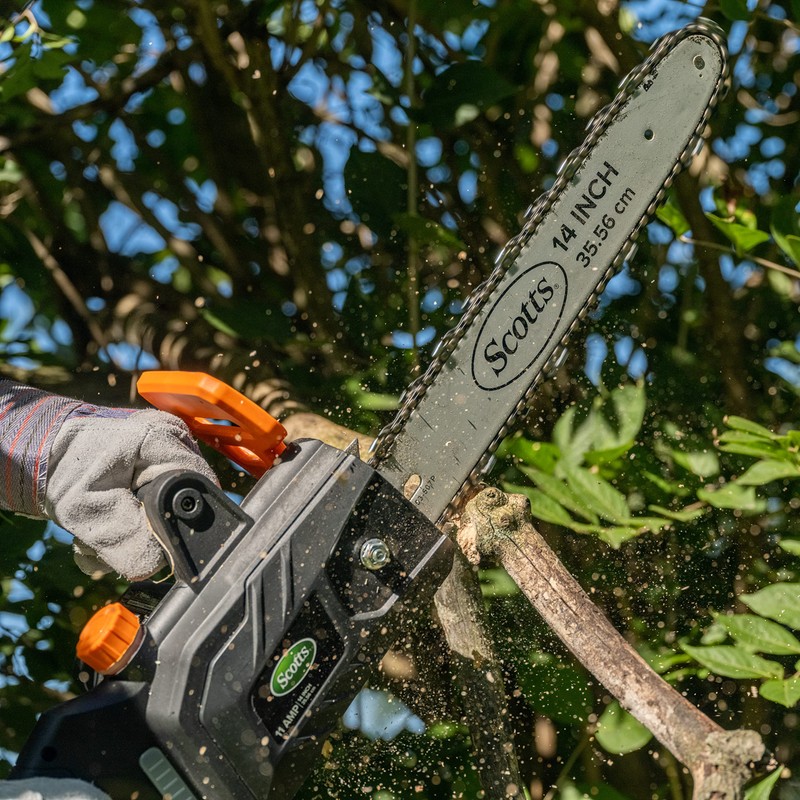 Scotts Outdoor Power Tools CS34014S 11-Amp 14-Inch Corded Chainsaw