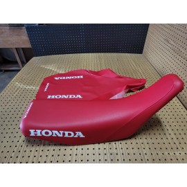Unbranded HONDA CR125R CR250R CR500R SEAT COVER 1988 MODEL (RED) (H*-431)