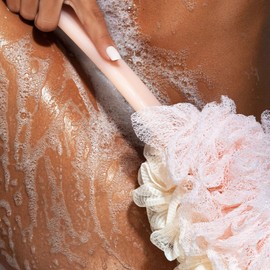 EcoTools EcoTools 2-in-1 EcoPouf Bath Brush, Loofah Brush for Bath & Shower, with Long Handle & Recycled Netting for Cleansing & Exfoliating, Back Brush for Men & Women, Eco-Friendly & Cruelty-Free, 1 Count