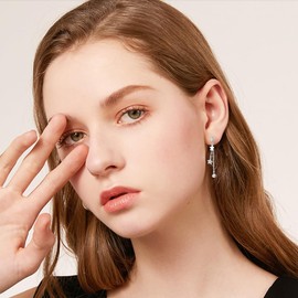 CZ Bezel Star Tassels Dangle Earrings for Women Teen Girls Silver Plated Crystal Stars Drop Dangling Stud Earring Cartilage Tragus Piercing Post Pin Lightweight Christmas Birthday Jewelry Dainty