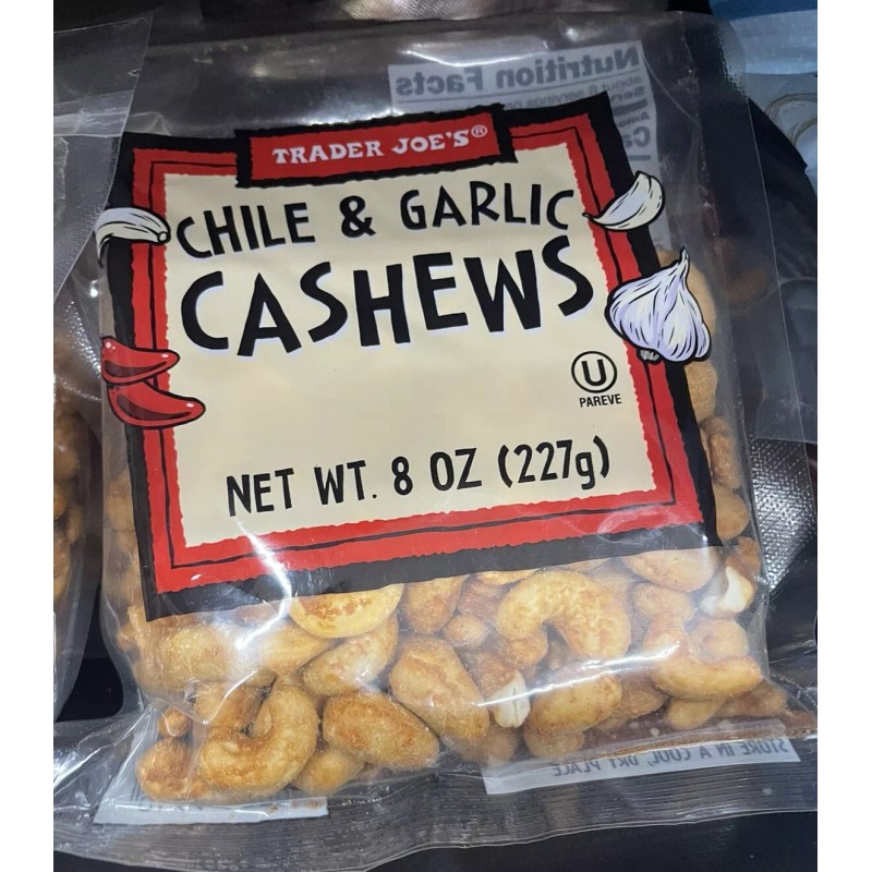 Trader Joes Chile & Garlic Cashews Nuts 8oz Resealable Bag
