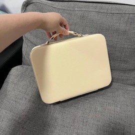 Sanrio Pochacco cosmetic/make up bag