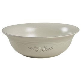 Pfaltzgraff Heirloom Pasta / Vegetable Serving Bowl 8 5/8 inches in diameter