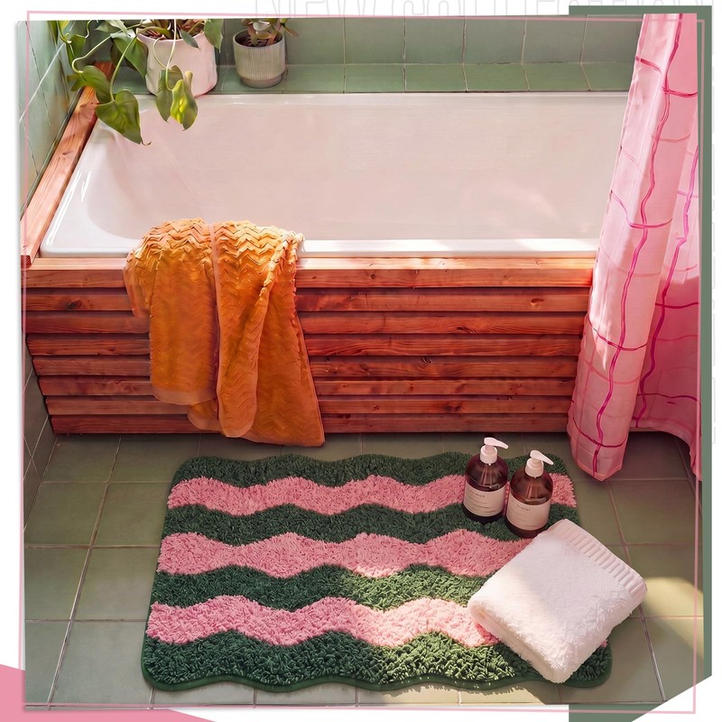 Nuanchu Cute Scalloped Bathroom Rug, Plush Tufted Absorbent Soft Wave