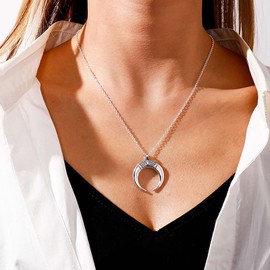 TseenYi Boho Crescent Moon Pendant Necklace Gold Moon Pendant Necklace Large Moon Necklace Vintage Crescent Moon Necklace Large Crescent Moon Charm Choker Necklace Moon Chain Necklace, Zinc