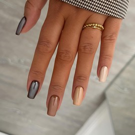 Press On Nails Medium Brown Square Fake Nails, Everyday Fashion Acrylic Full Cover False Nails Set, Natural Perfectly Reusable Stick On Nails Suitable for Women Girls