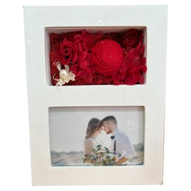 Q-FLA 813443 Arrangement Photo Frame, Preserved Flowers, White, Red, Mother's Day, Gift