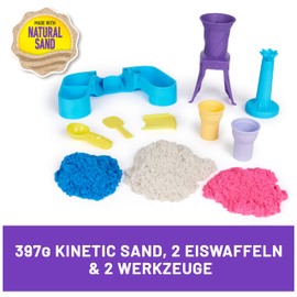 Kinetic Sand Kinetic Sand Softeis Station - mit 396 g original magischem Sand in drei Farben und umfangreichem Zubehör für kreatives Indoor-Sandspiel, für Kinder ab 3 Jahren
