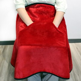 Small Lap Blanket,Soft Cozy Blanket for Knees,Wrap Shawl for Back and Shoulders,Wheelchair Outdoor Blanket(43 * 28inches,Red)