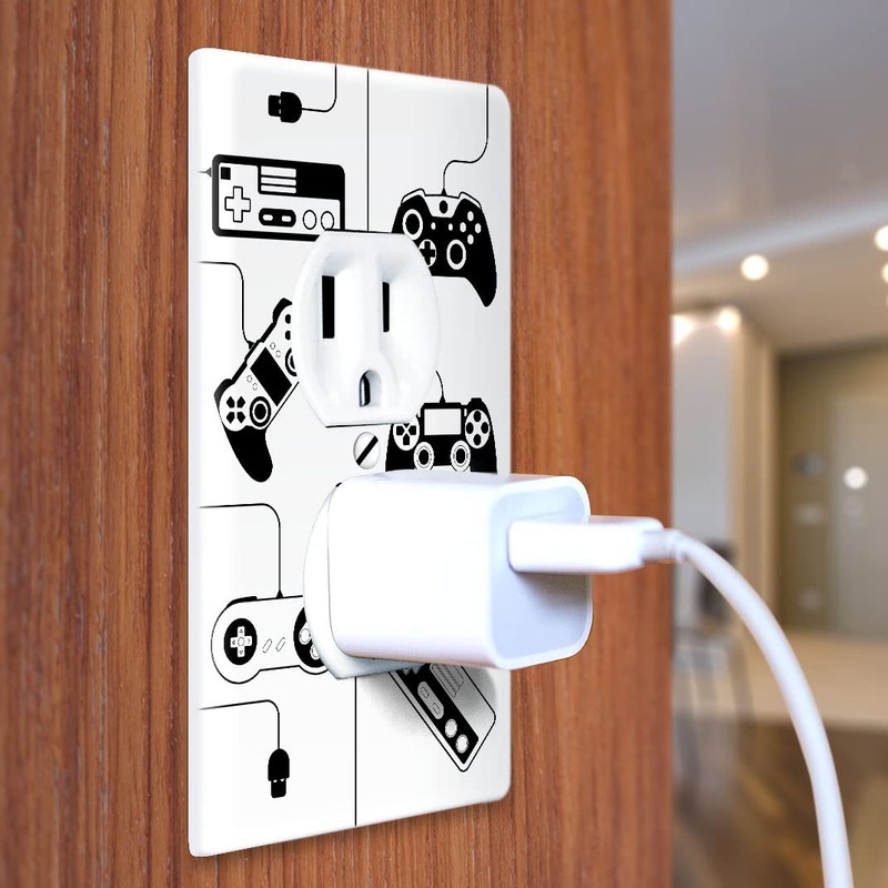 WIRESTER Duplex Outlet Cover Wall Plate/Switch Plate - Black Game
