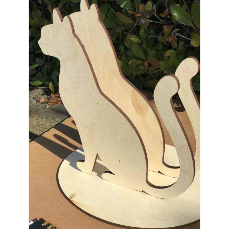 Holder for papers, newspapers, magazines