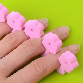 Finger fixing sponge, manicure helper, nail care aids, manicure / 손가락 고정용 스펀지 매니큐어 헬퍼 네일 케어 보조품 매니큐어