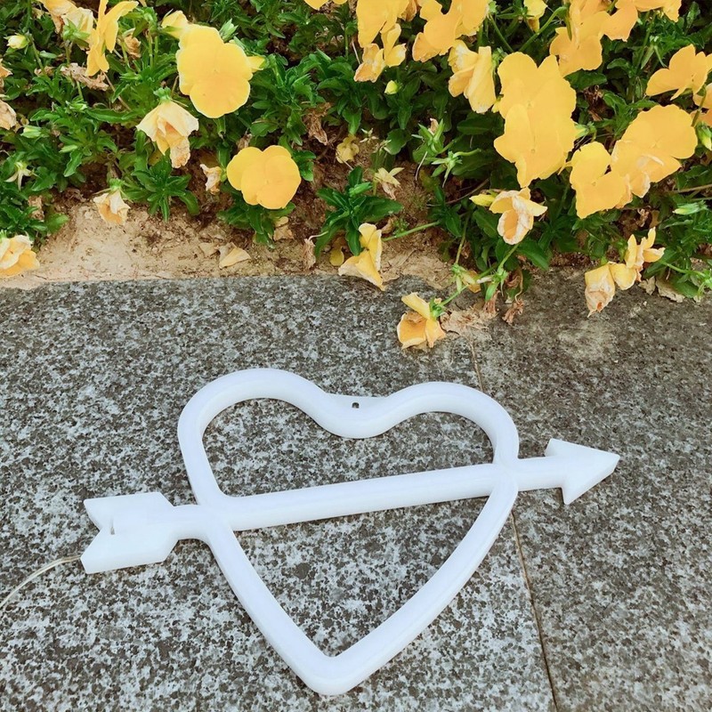 Adorable Heart shape LED Light Decorative Wall Hanging Lamp for