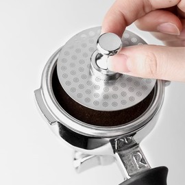 0.7MM Magnetized Espresso Puck Screen and Magnet Kit For Barista,304 Stainless Steel Espresso Filter Screen,Reusable Coffee Filter Mesh For Potafilter Basket (58MM)