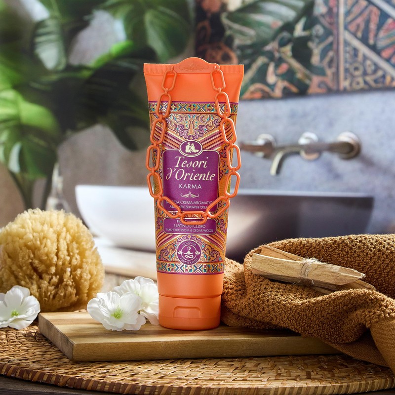 Tesori d'Oriente - Karma Sweet and Energising Shower Bath 500