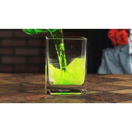 Super Absorbent Polymer Sodium Polyacrylate 1 Pound with Scoop, for Science Fair Projects, Made Gel ice Packs, Clean Up Liquids and Keep Your Plants hydrated