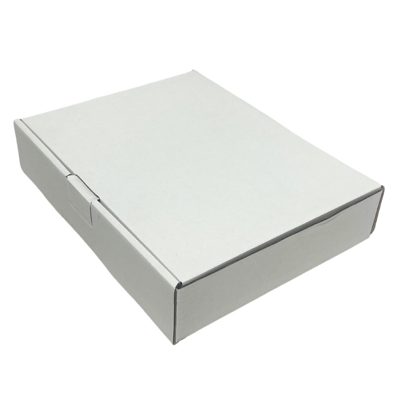W.E. Roberts Postal Boxes White Cardboard boxes for posting 31x23.4x6.3cm