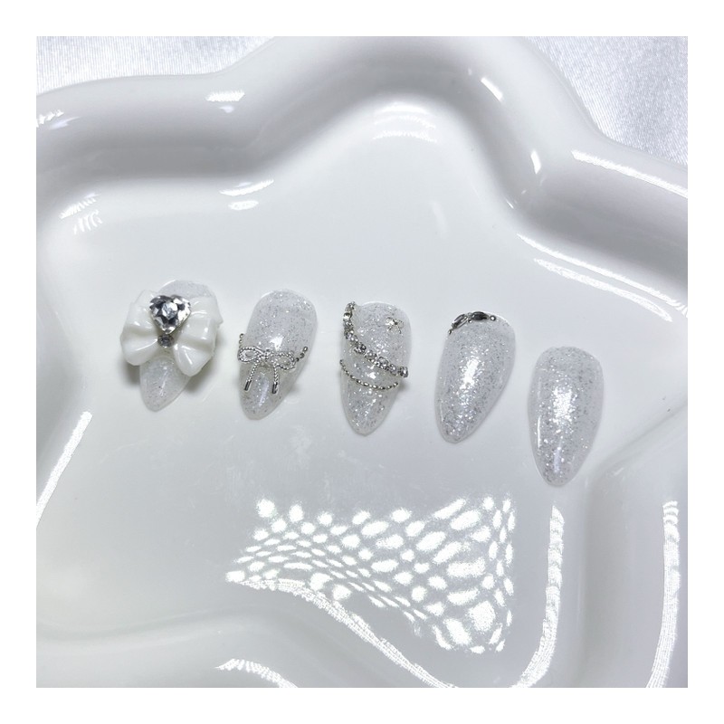 White Crystal Ribbon Nail - Short Oval / 화이트 크리스탈