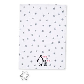 Cooksmart British Designed Christmas Tea Towel & Spoon Set| Christmas Towels & Spoon For The Festive Season | Christmas Tea Towel With Spoon For All Types Of Kitchens - What Fun