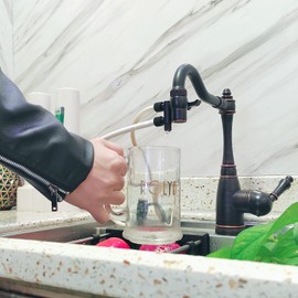 ROLYA 2 Way Kitchen Sink Faucet Diverter Valve Aerator Splitter with Female M22 Thread and 3/8'' OD RO Tubing outlet for counter top water Filter Double Barb Oil Rubbed Bronze