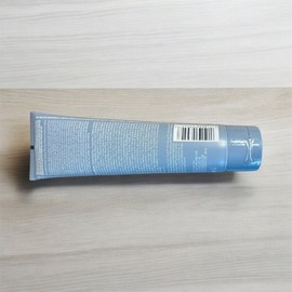 AVEDA Smooth Infusion Perfectly Sleek Plant Powered Frizz Control  5oz/150ml