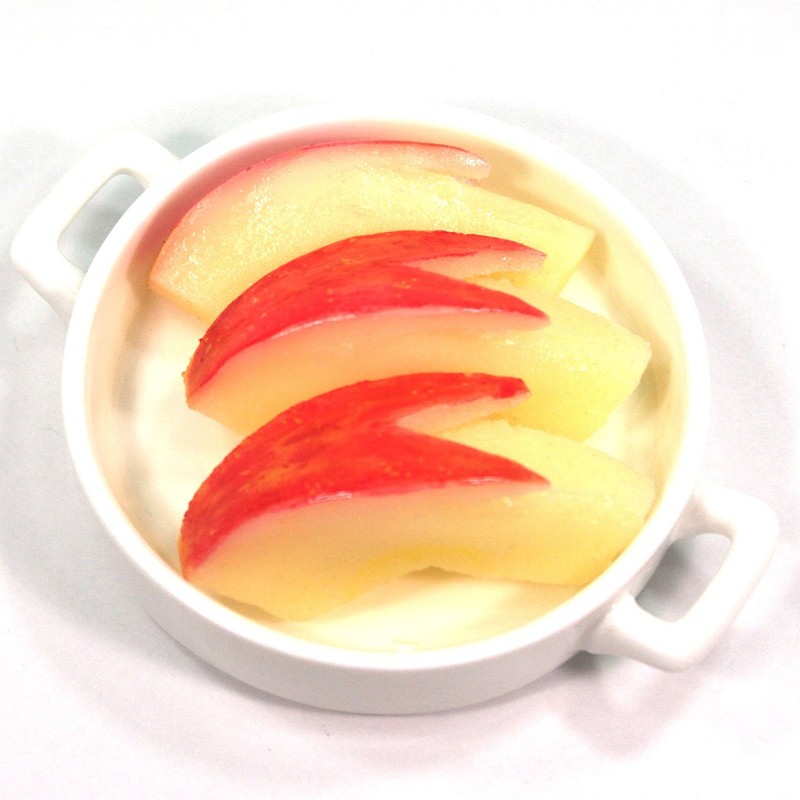 Food Sample Magnet, Likely to Eat, Rabbit Apple, 52.8 ft